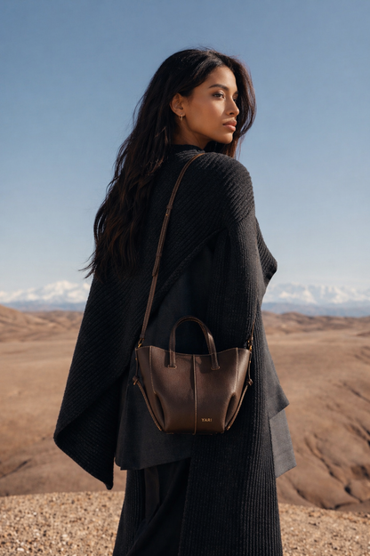 Structured Top Handle Crossbody Purse with Adjustable Shoulder Strap, Contrast Stitching & Chic Everyday Designer Handbag
