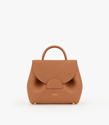 Elegant Minimalist Tan Leather Crossbody Top-Handle Handbag for Women – Structured Everyday Shoulder Purse with Adjustable Strap, Gold Hardware & Timeless Chic Design