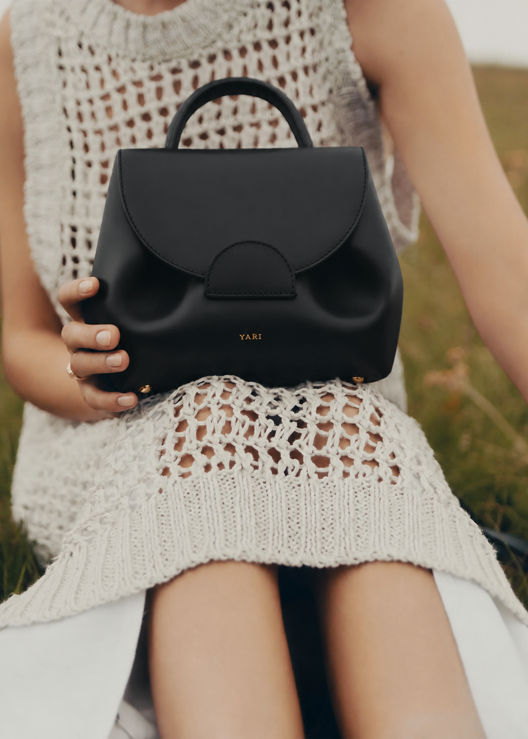 YARI Mini Top-Handle Bag — Noir
