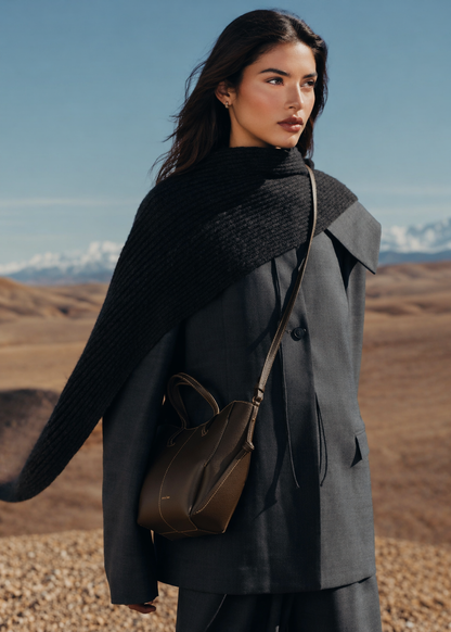 Structured Top Handle Crossbody Purse with Adjustable Shoulder Strap, Contrast Stitching & Chic Everyday Designer Handbag