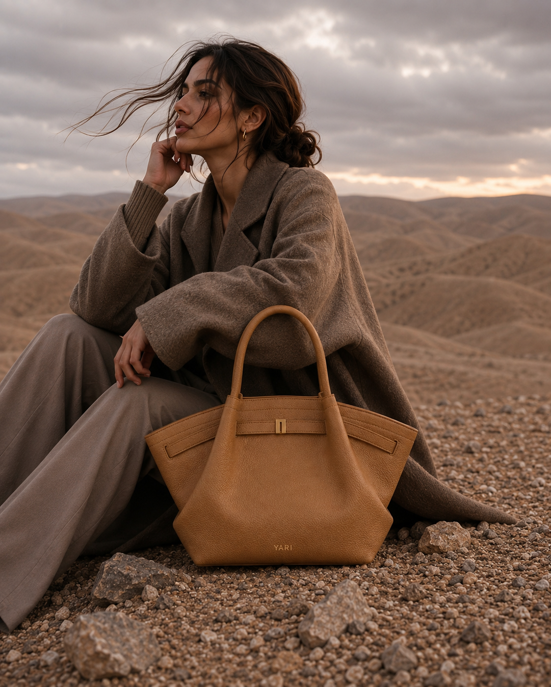 YARI Structured Tote Bag – Camel